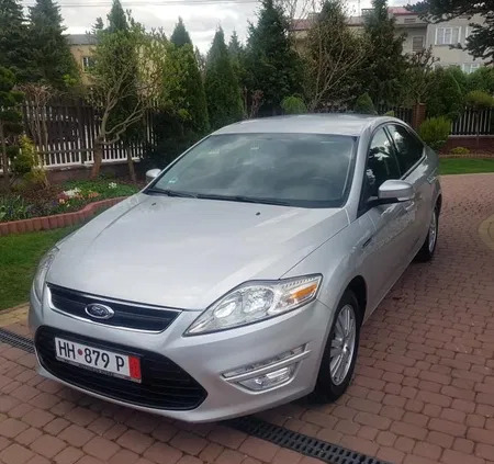 ford Ford Mondeo cena 16900 przebieg: 240000, rok produkcji 2011 z Staszów